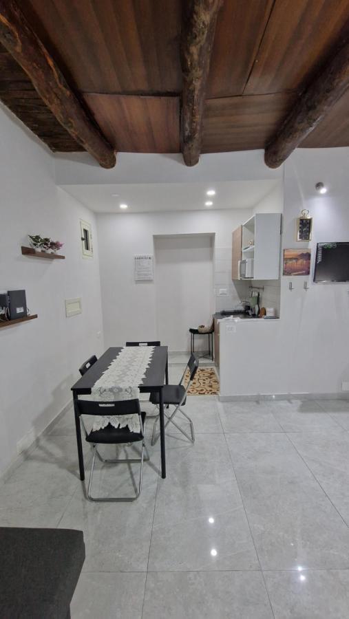 Vincent'S House Apartment Naples Exterior photo