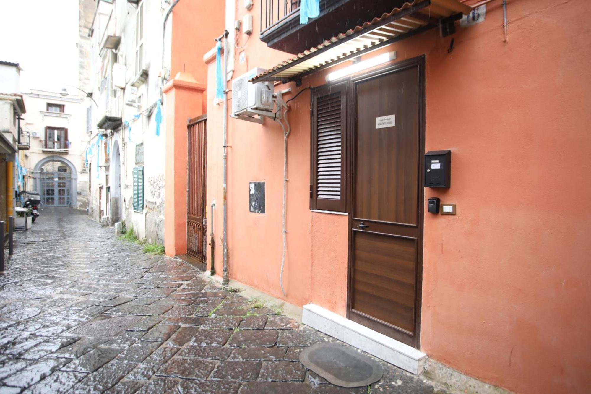 Vincent'S House Apartment Naples Exterior photo